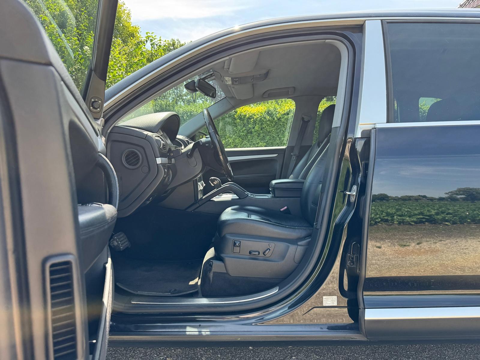 Porsche Cayenne, foto 8 van 24