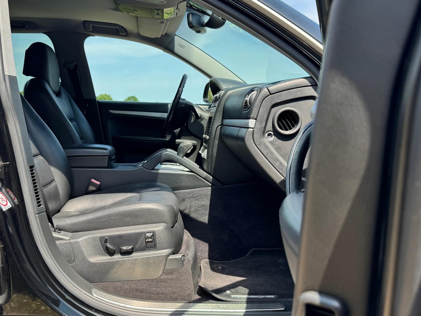 Porsche Cayenne, foto 13 van 24