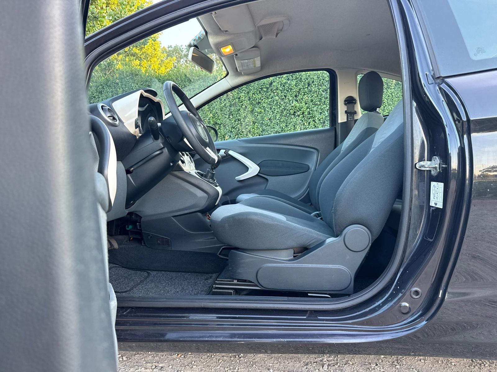 Ford Ka, foto 9 van 14