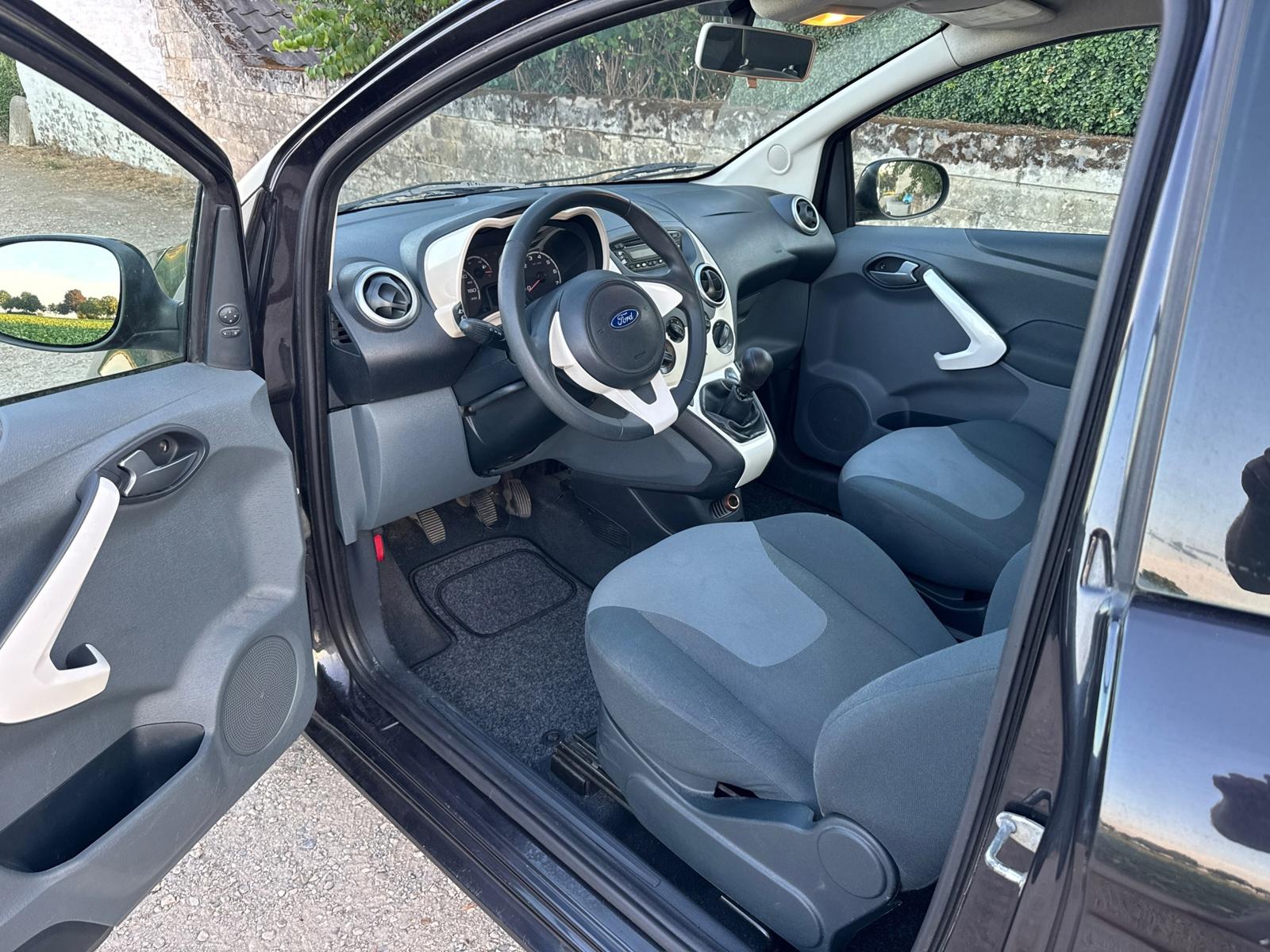 Ford Ka, foto 6 van 14
