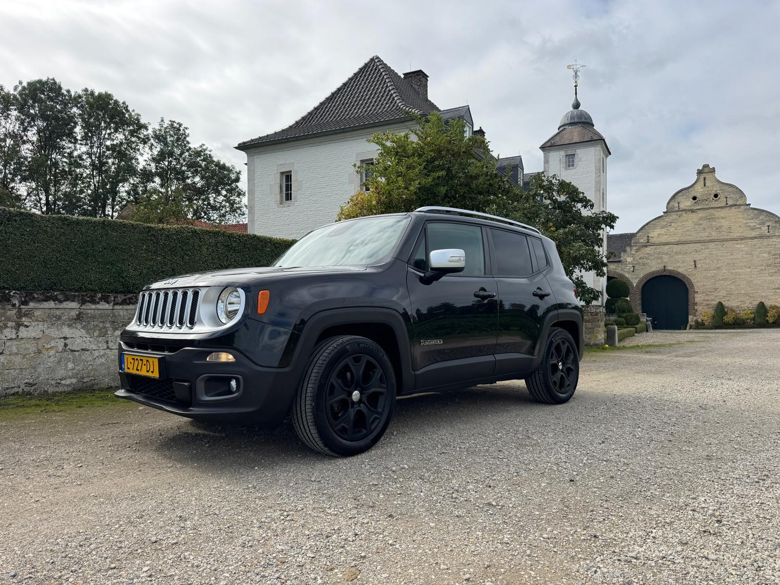 Jeep Renegade, foto 1 van 11