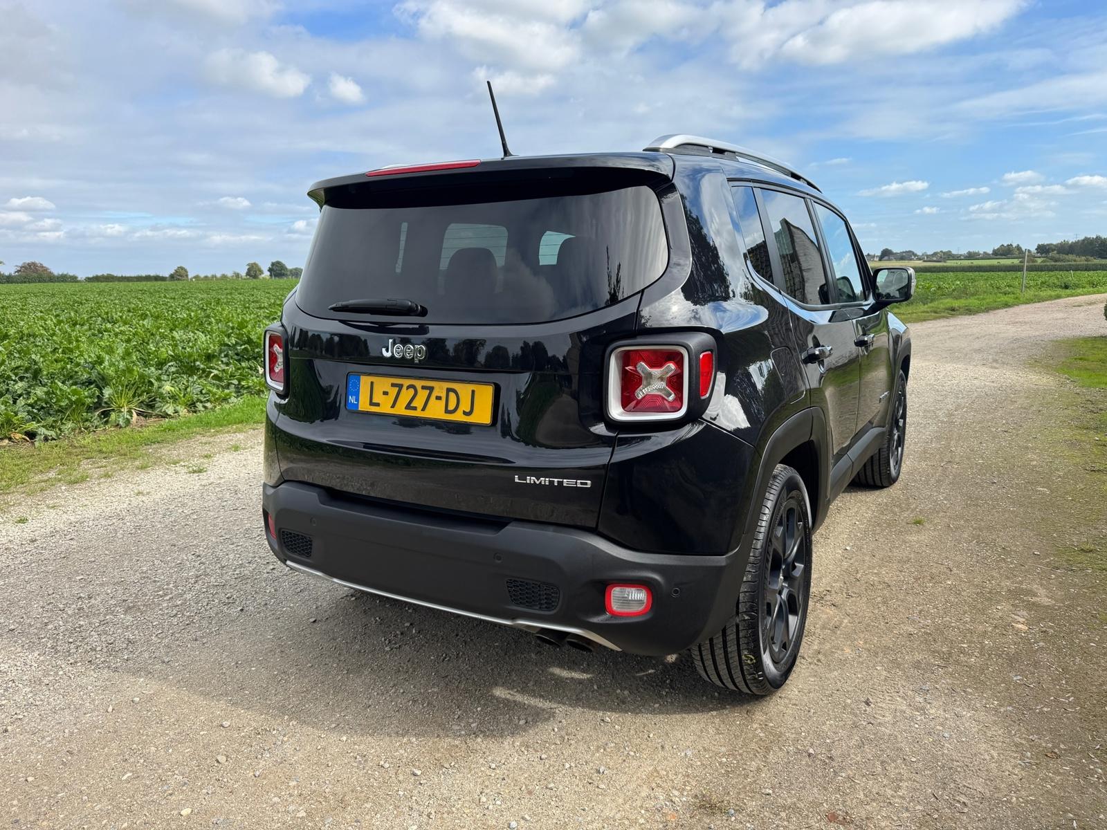 Jeep Renegade, foto 4 van 11
