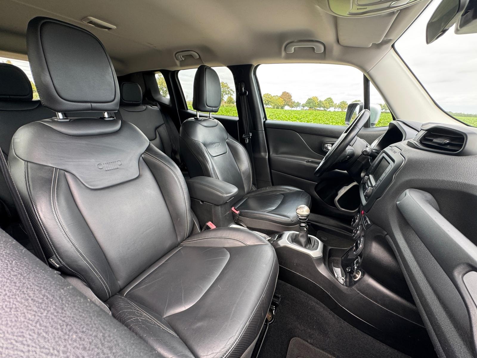 Jeep Renegade, foto 7 van 11