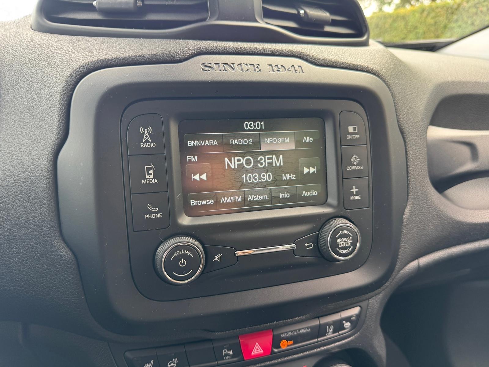 Jeep Renegade, foto 10 van 11