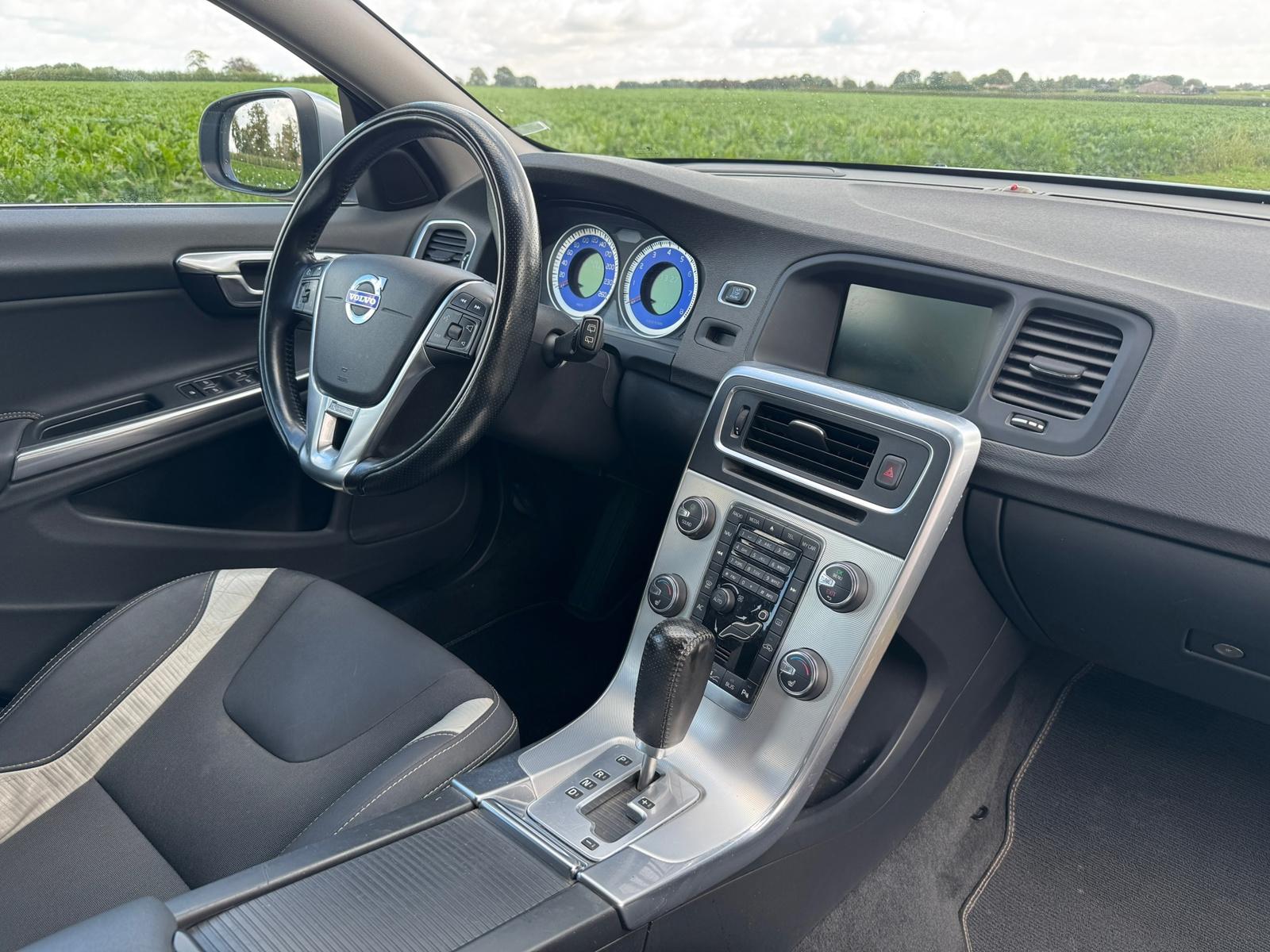 Volvo V60, foto 8 van 16