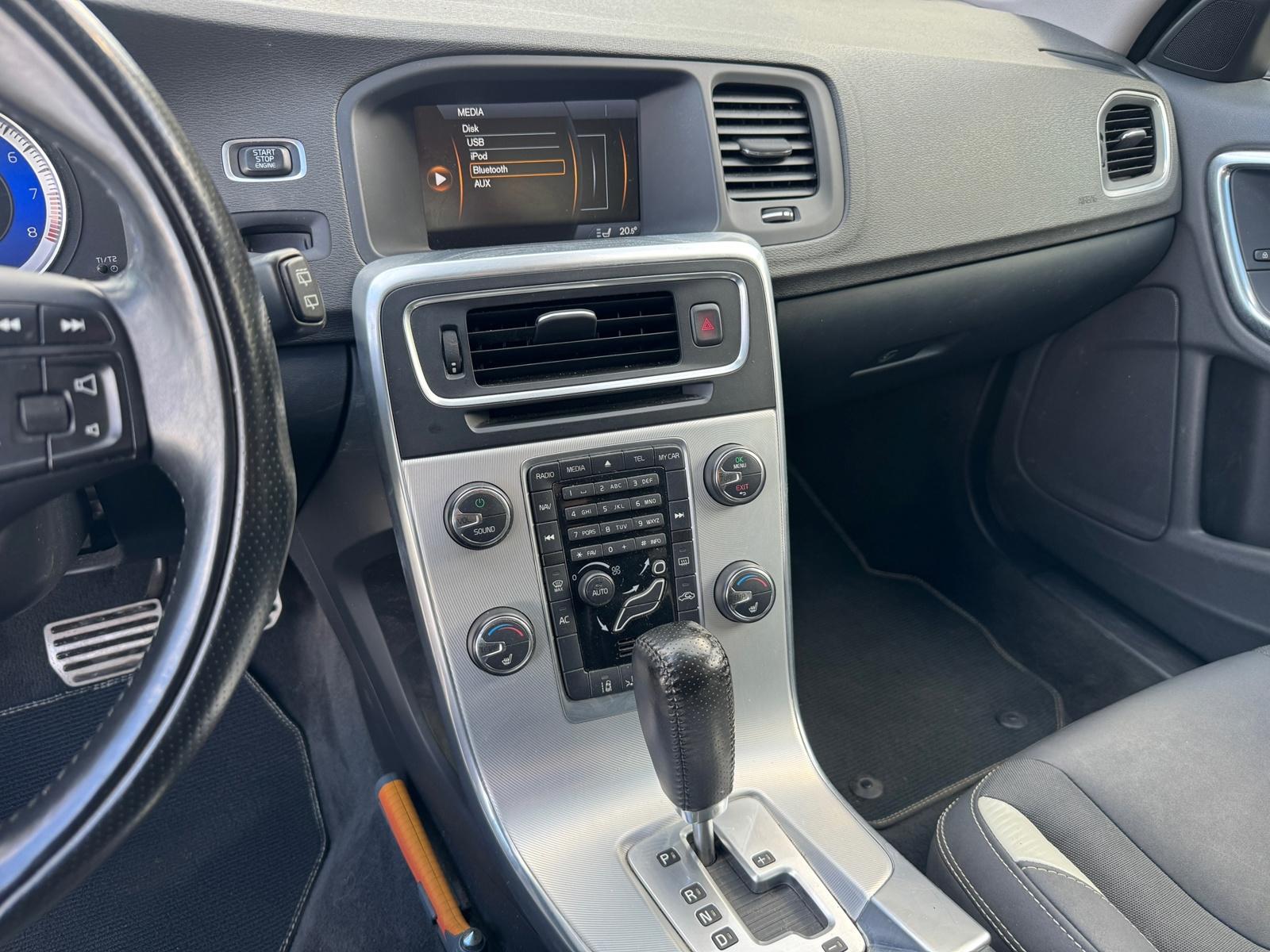 Volvo V60, foto 11 van 16