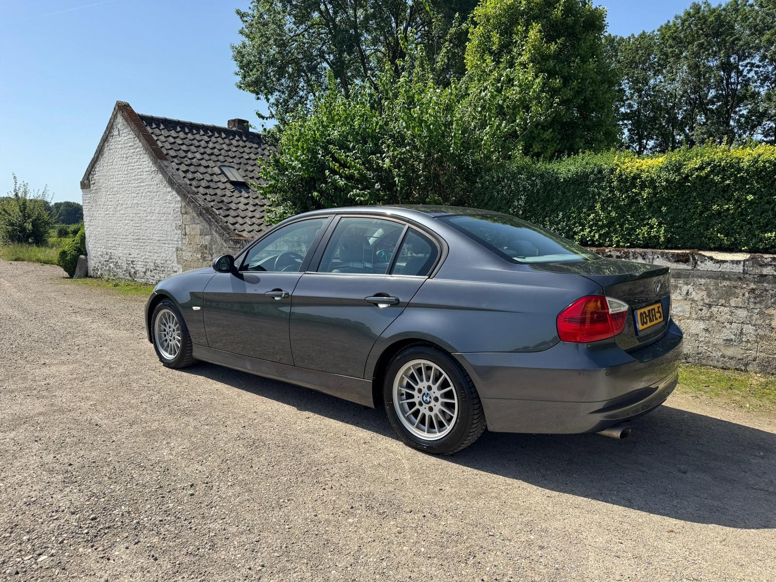 BMW 3-serie, foto 3 van 20