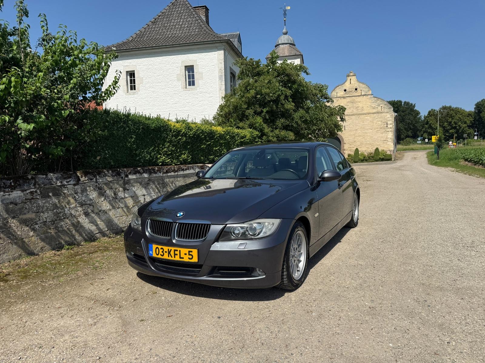 BMW 3-serie, foto 8 van 20
