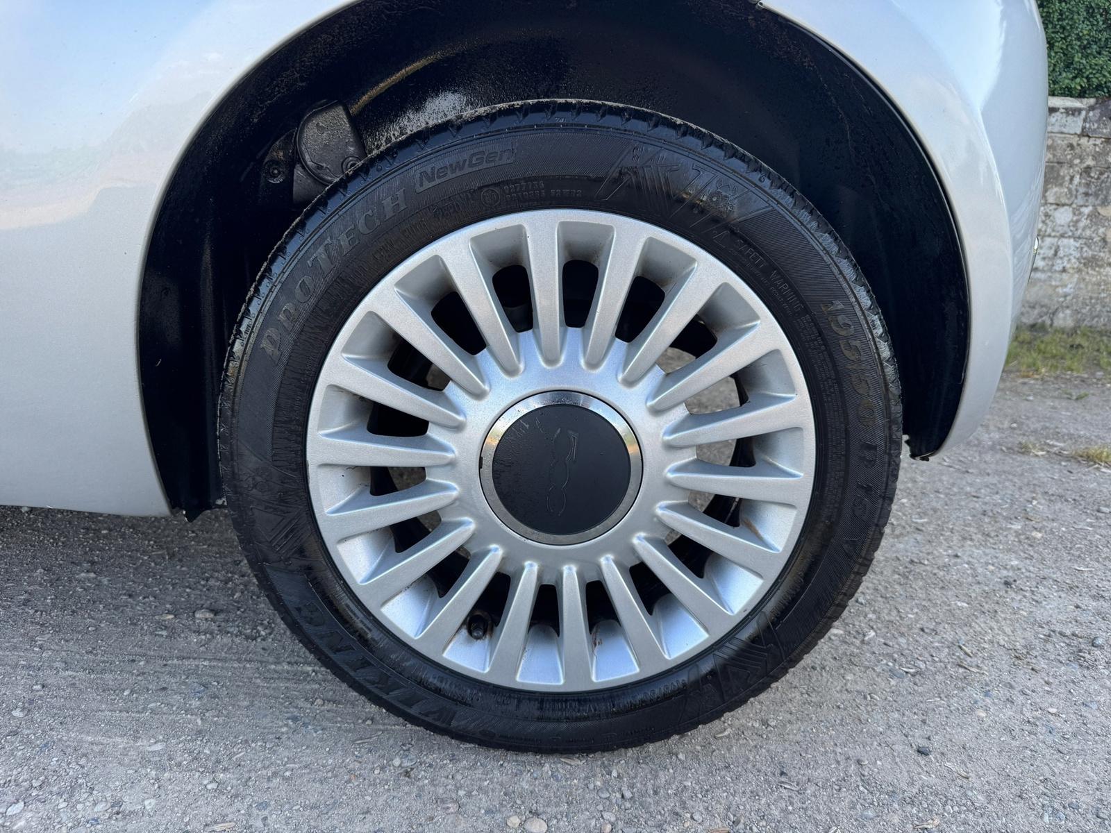 Fiat 500, foto 6 van 13