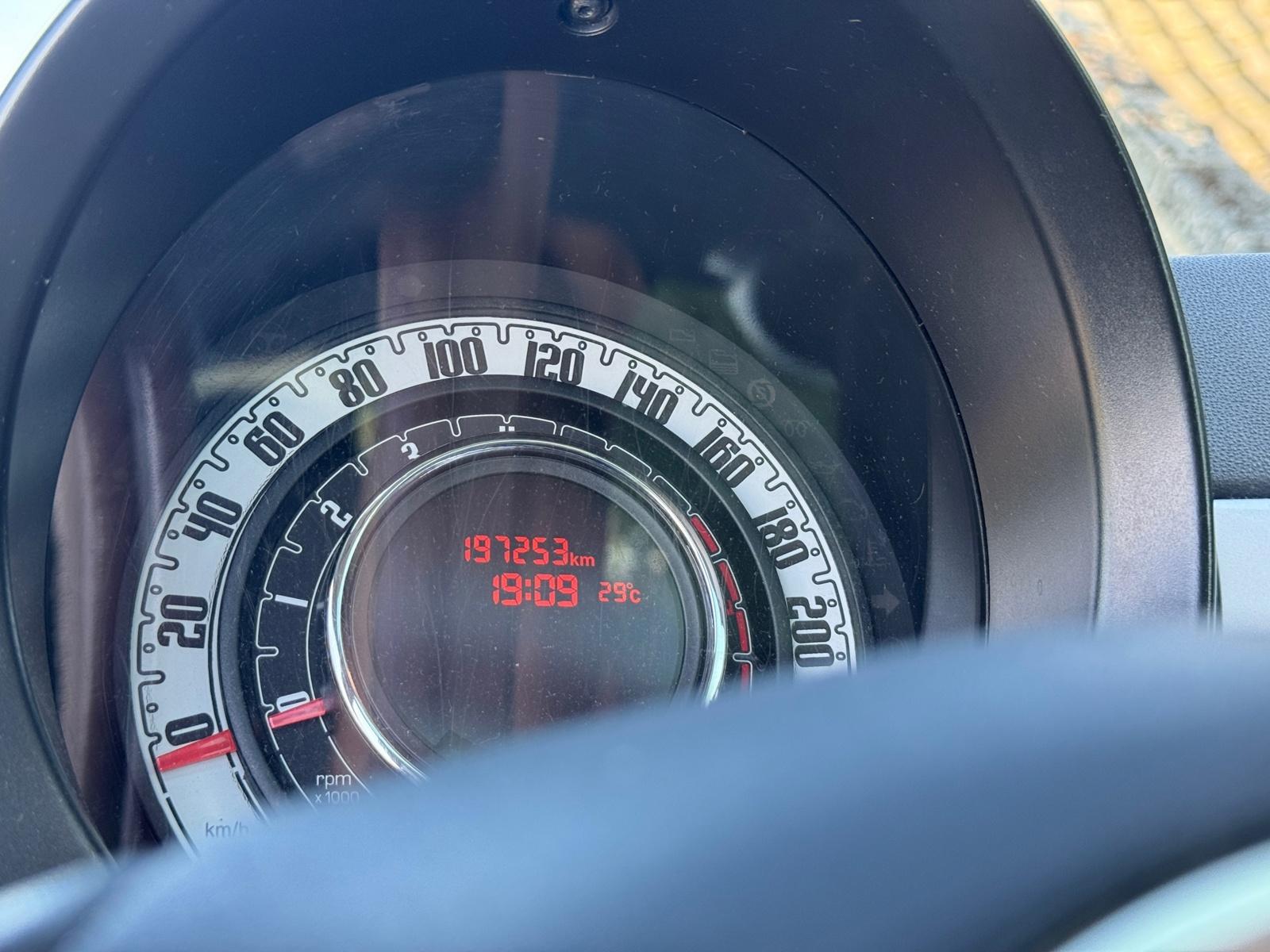 Fiat 500, foto 11 van 13