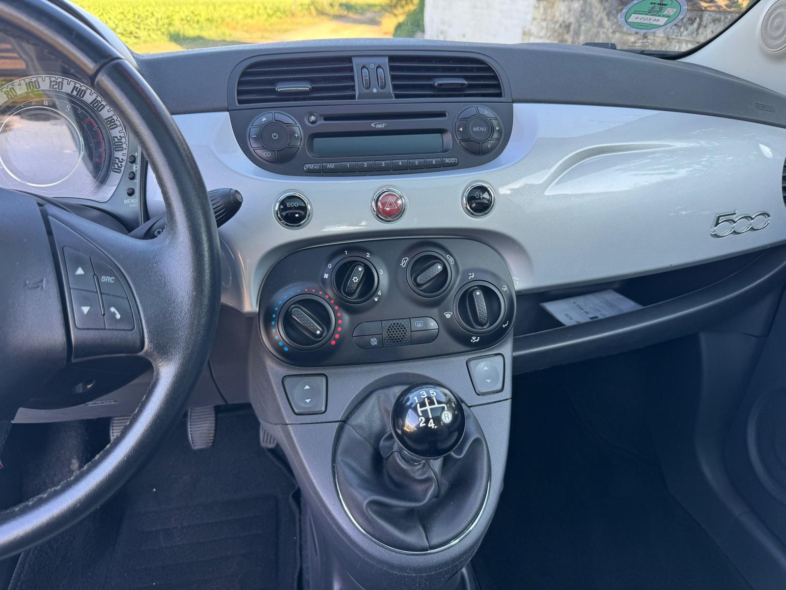 Fiat 500, foto 12 van 13