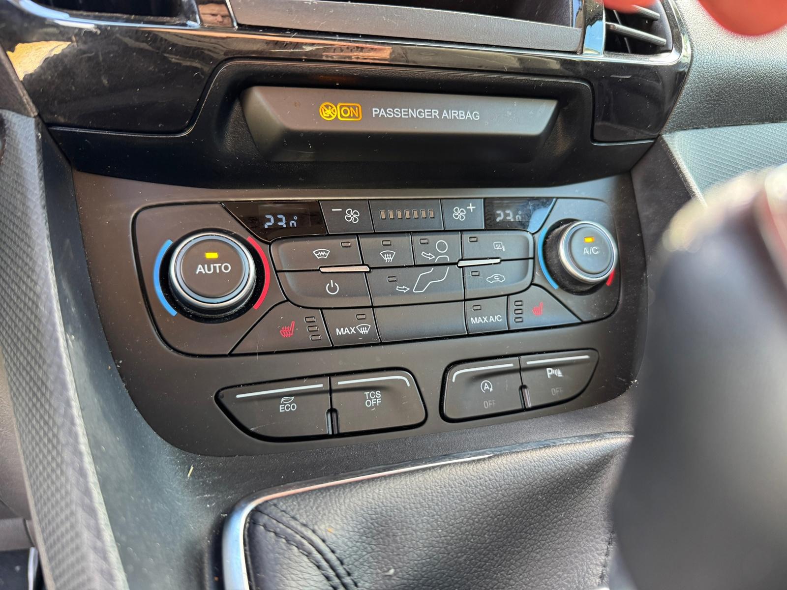 Ford Transit Connect, foto 10 van 19