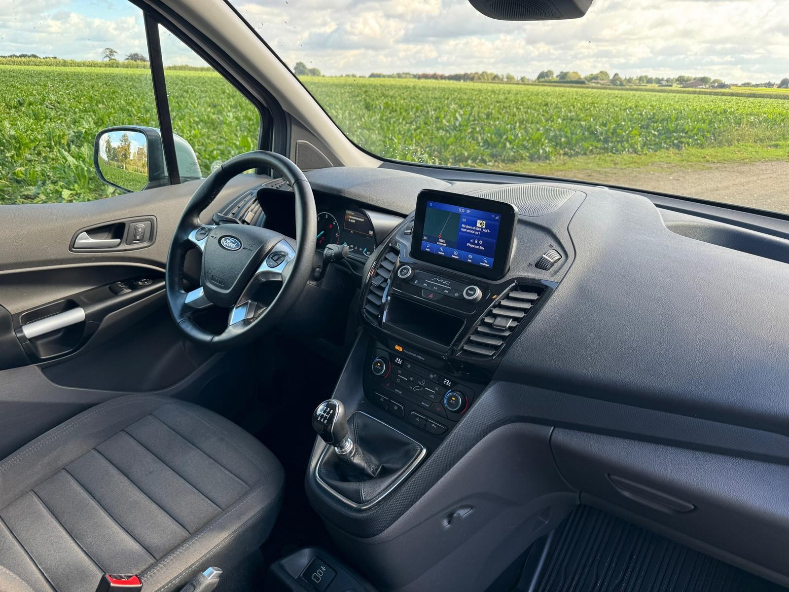 Ford Transit Connect, foto 16 van 19